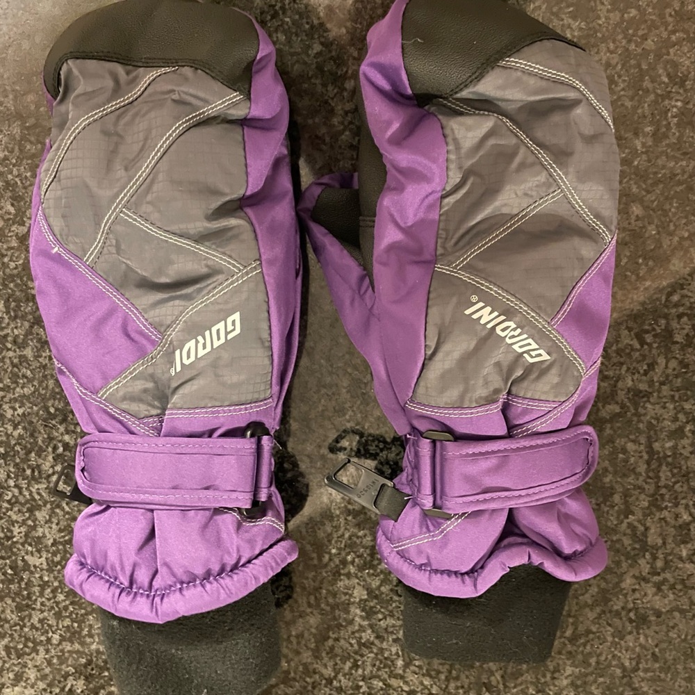 Gordini Purple and Gray Mittens